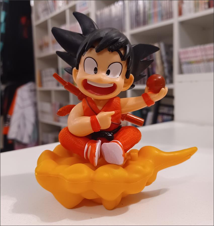 FIGURA DRAGON BALL GOKU EN NUBE 14 CM SIN CAJA
