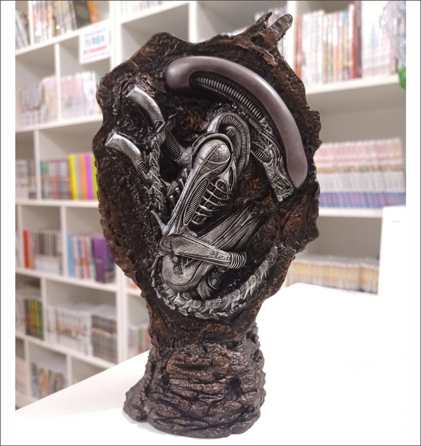 ALIEN BIG CHAP FOSILIZADO METEORITO RESINA 21X12CM C/U